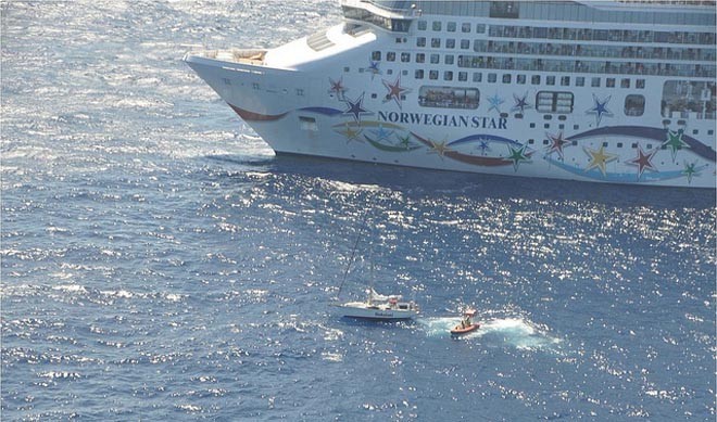 Rescue Empress III - yet another rescue because of the efficiency of the AMVER rescue system ©  SW